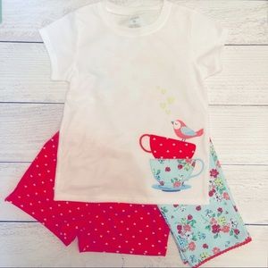Carter’s Girls Brand New Teacup Pajama Set Size 5T
